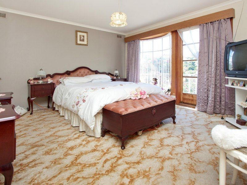 28 Kunyung Road, Mount Eliza VIC 3930