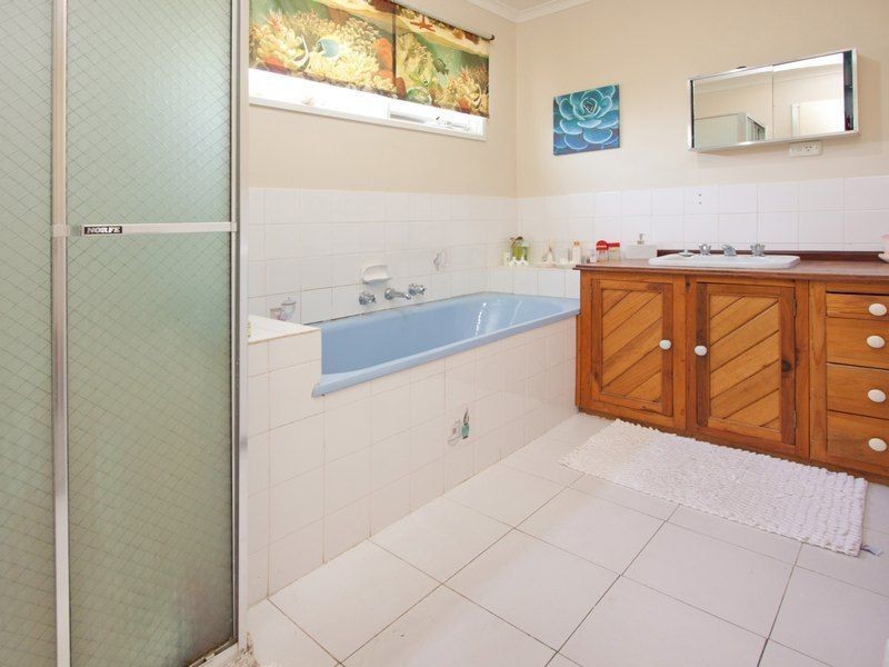 28 Kunyung Road, Mount Eliza VIC 3930