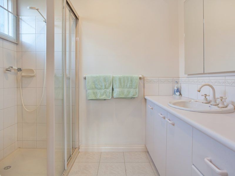 2/12 Seymour Avenue, Mount Eliza VIC 3930