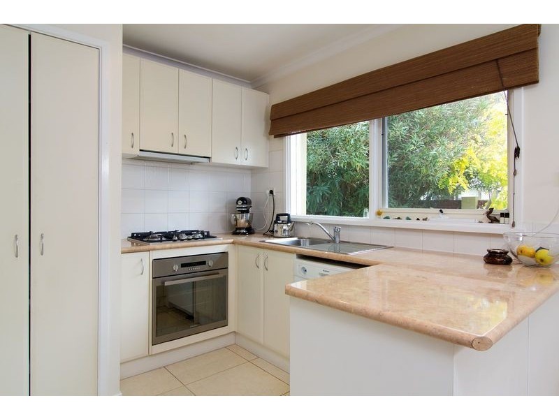 1/2 Radley Street, Mornington VIC 3931