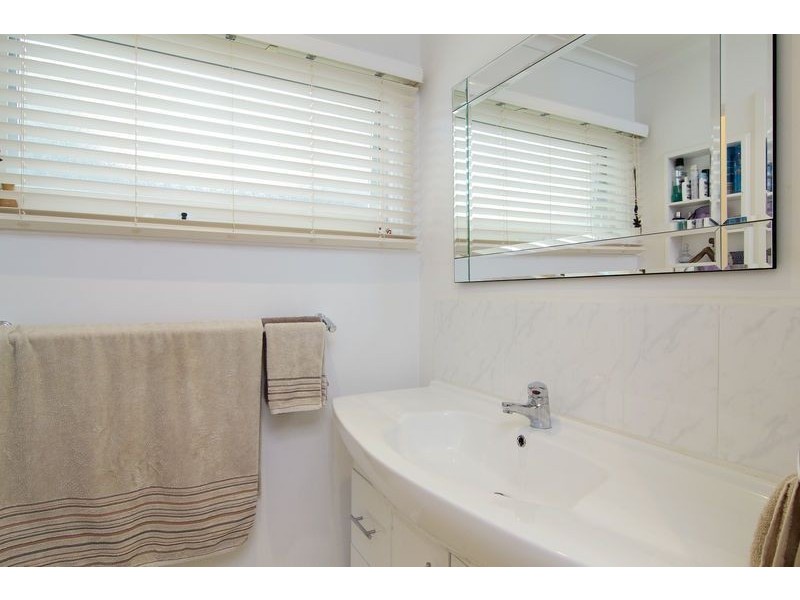 1/2 Radley Street, Mornington VIC 3931