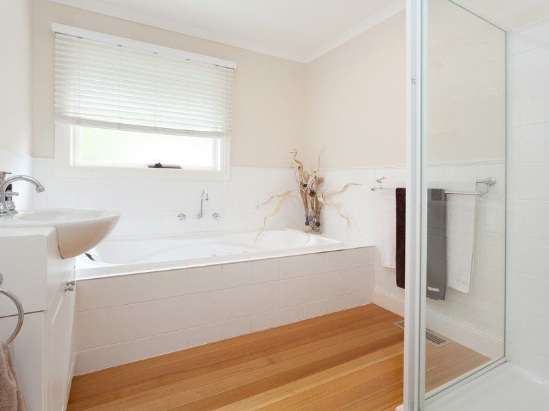 37 Two Bays Road, Mount Eliza VIC 3930