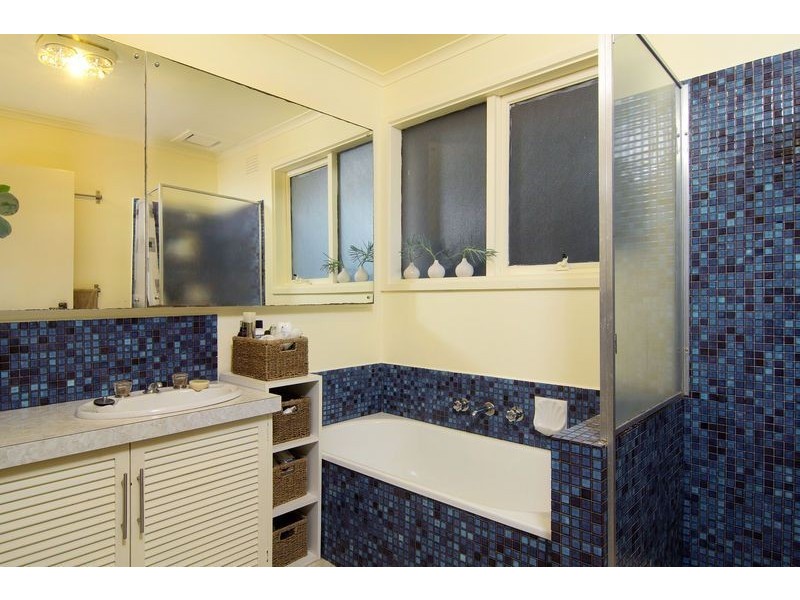 4 Rutland Avenue, Mount Eliza VIC 3930