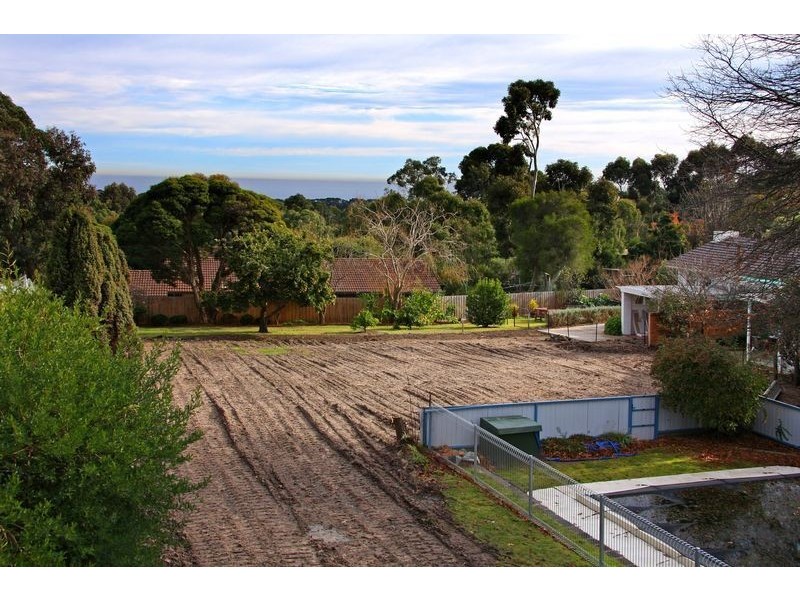 103 Quinns Parade, Mount Eliza VIC 3930