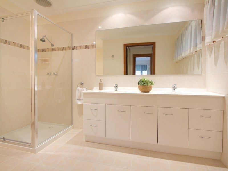 13 Rutland Avenue, Mount Eliza VIC 3930