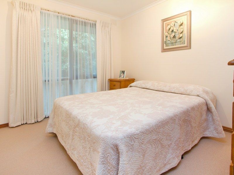 13 Rutland Avenue, Mount Eliza VIC 3930