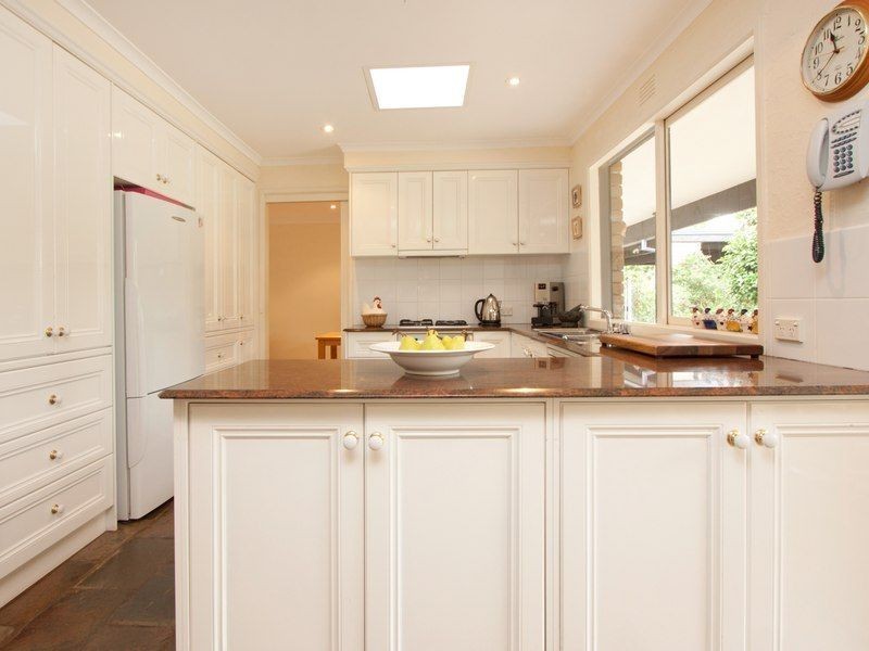 34 Bellbird Road, Mount Eliza VIC 3930