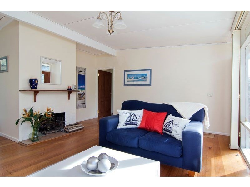 5 Rendlesham Avenue, Mount Eliza VIC 3930