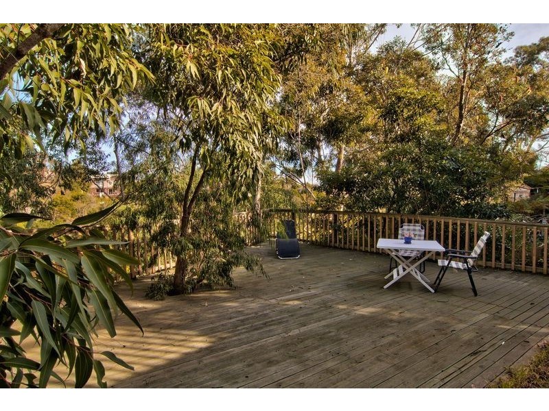 5 Rendlesham Avenue, Mount Eliza VIC 3930