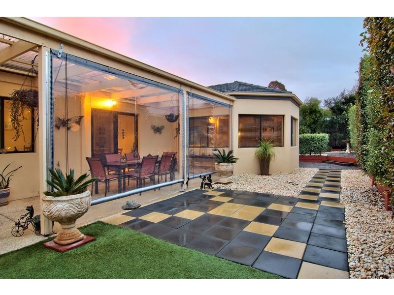 27 Coney Hurst Crescent, Mornington VIC 3931
