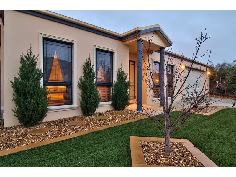27 Coney Hurst Crescent, Mornington VIC 3931