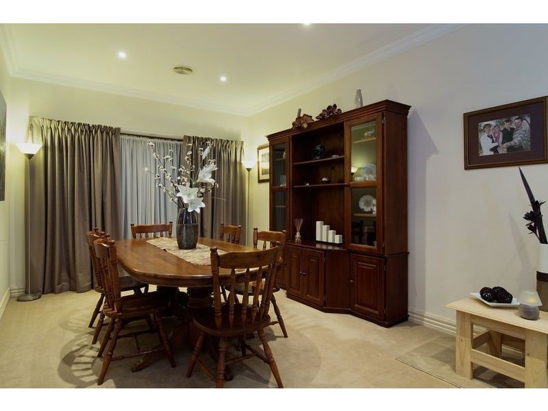 27 Coney Hurst Crescent, Mornington VIC 3931