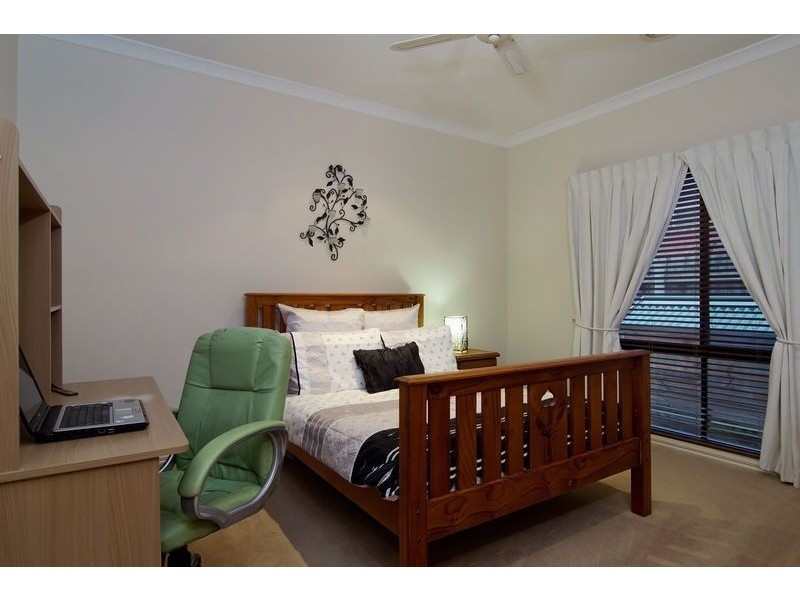 27 Coney Hurst Crescent, Mornington VIC 3931