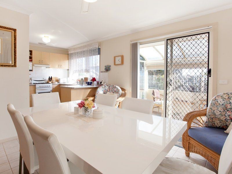 4/7 Carol Street, Mornington VIC 3931