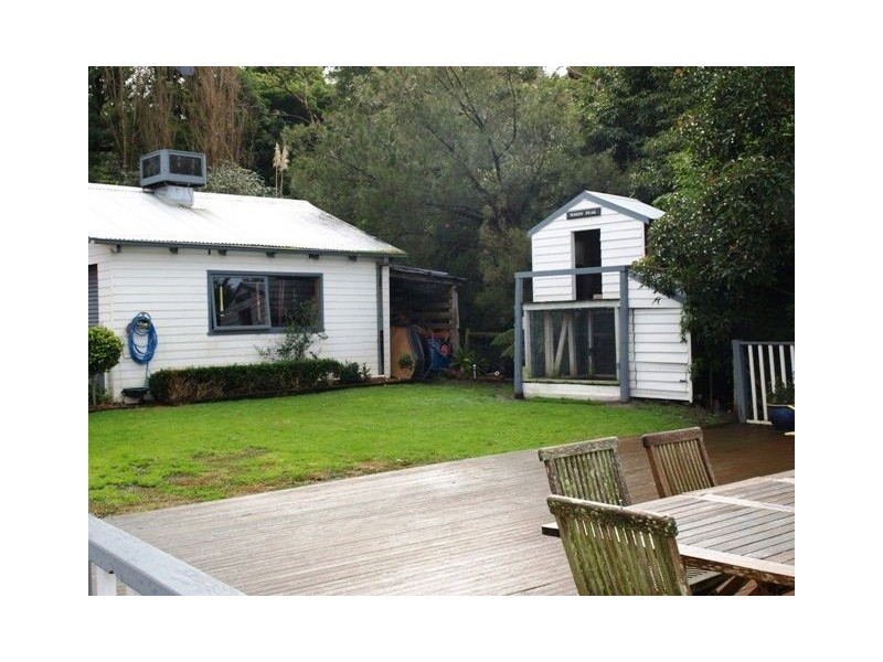 37 Two Bays Rd, Mount Eliza VIC 3930