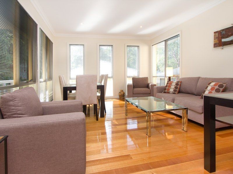 38 Eumeralla Grove, Mount Eliza VIC 3930