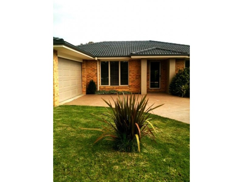 16 Kingsford Smith Court, Sandhurst, Sandhurst VIC 3977