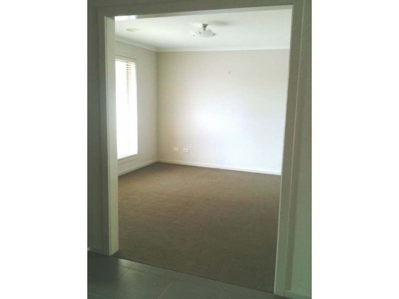 16 Kingsford Smith Court, Sandhurst, Sandhurst VIC 3977