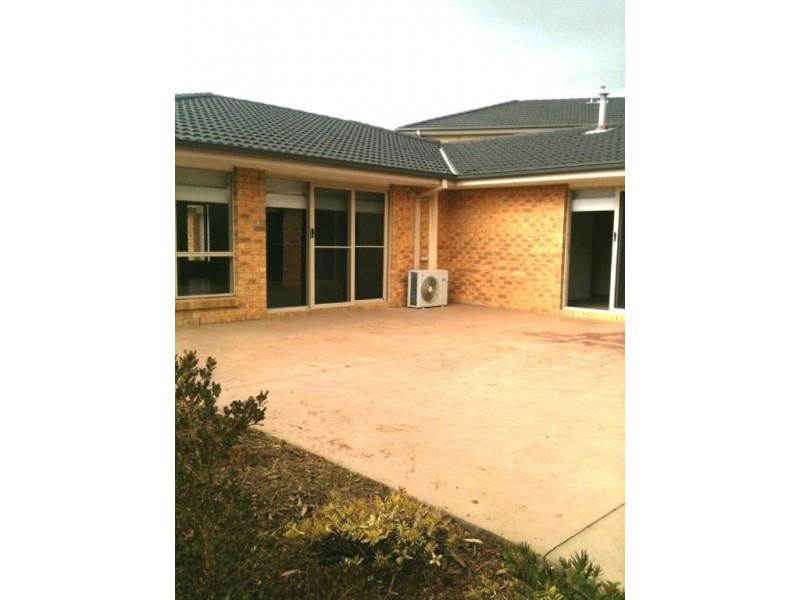 16 Kingsford Smith Court, Sandhurst, Sandhurst VIC 3977