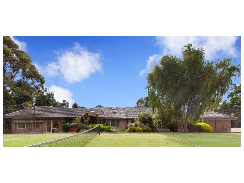 116 Wooralla Drive, Mount Eliza VIC 3930