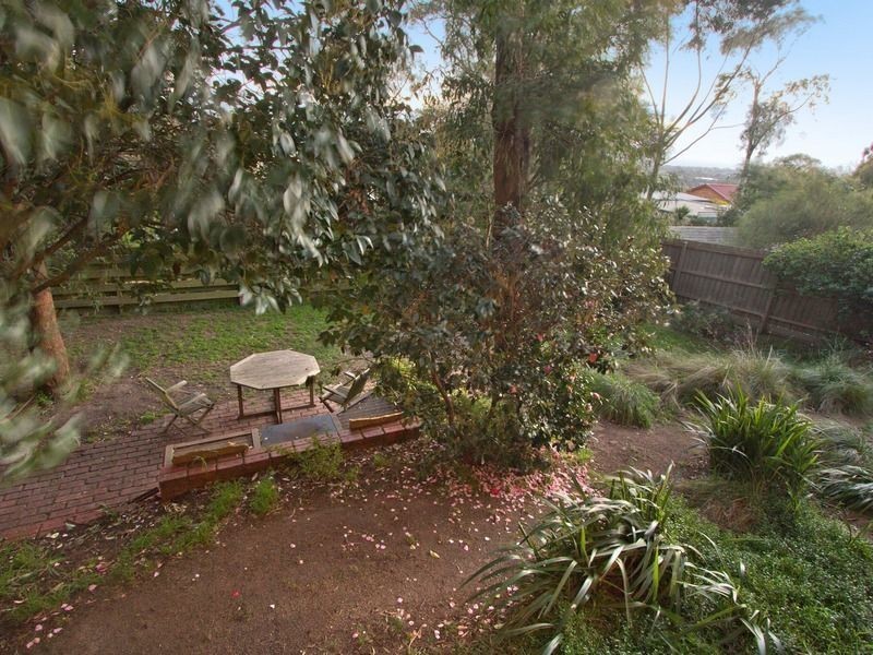 14 St Kilda Street, Mount Eliza VIC 3930