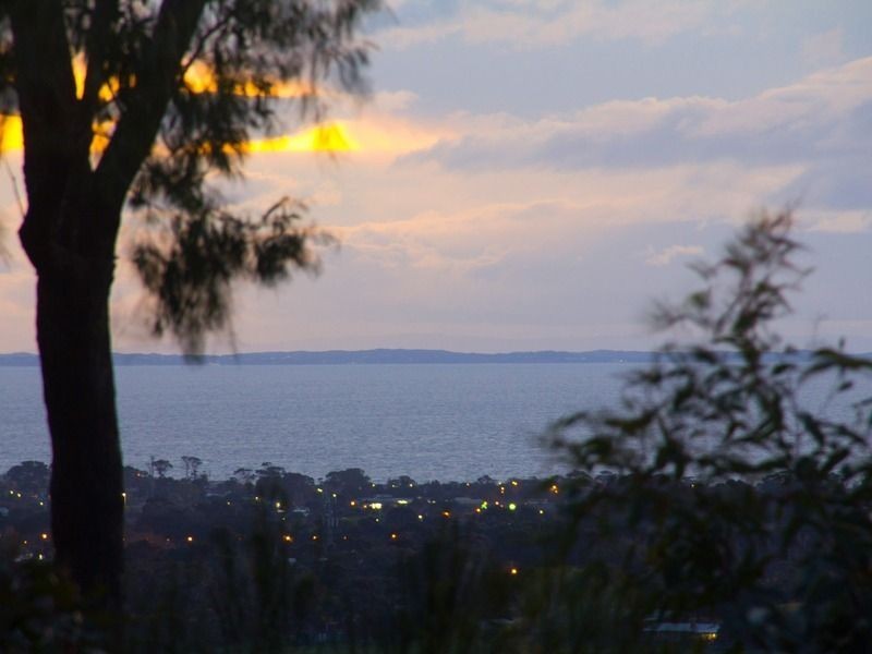 14 St Kilda Street, Mount Eliza VIC 3930