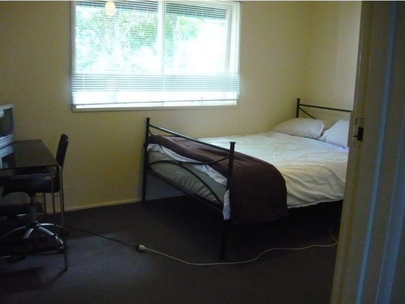 2/6 Coonara Avenue, Mount Eliza VIC 3930