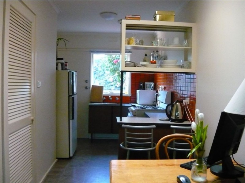 2/6 Coonara Avenue, Mount Eliza VIC 3930