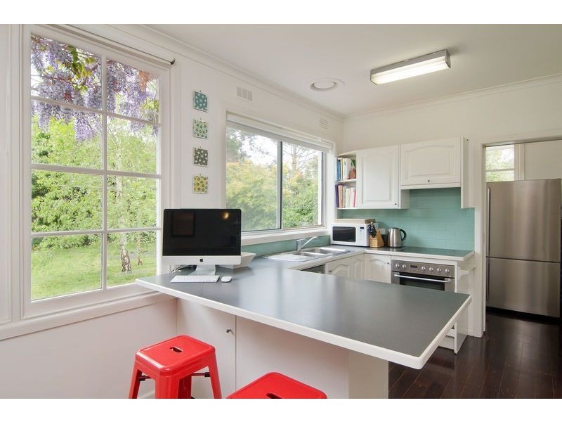 1 Redbourne Avenue, Mount Eliza VIC 3930