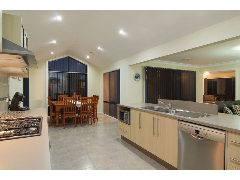 115 St Mitchell Circuit, Mornington VIC 3931