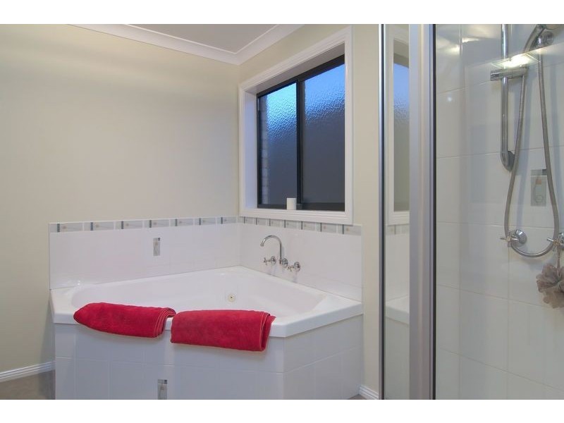 115 St Mitchell Circuit, Mornington VIC 3931