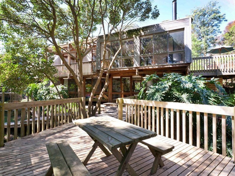 126 Baden Powell Drive, Mount Eliza VIC 3930