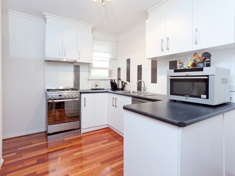 1/165 Mt Eliza Way, Mount Eliza VIC 3930