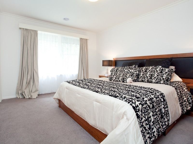 1/165 Mt Eliza Way, Mount Eliza VIC 3930