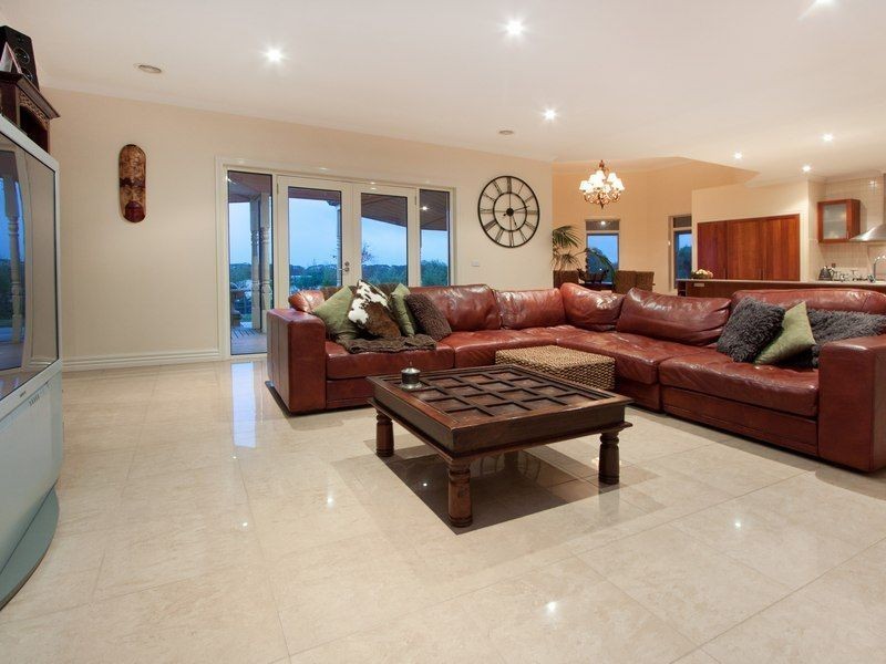 198 Moorooduc Highway, Mount Eliza VIC 3930