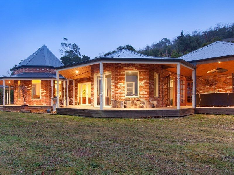 198 Moorooduc Highway, Mount Eliza VIC 3930