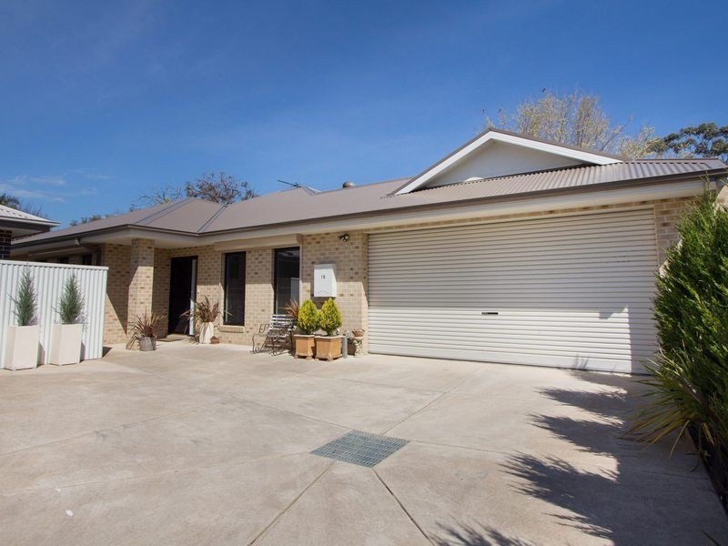 18 Kerry Avenue, Mount Martha VIC 3934