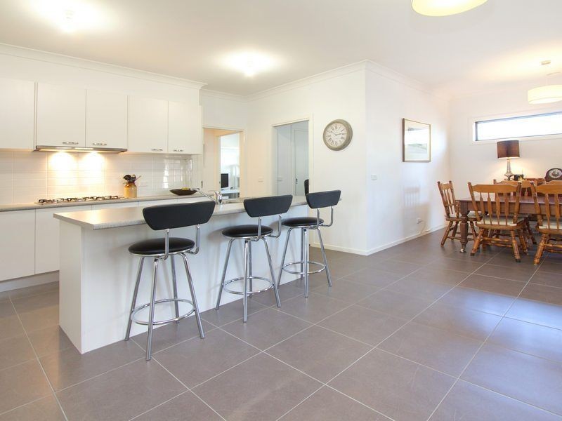 18 Kerry Avenue, Mount Martha VIC 3934