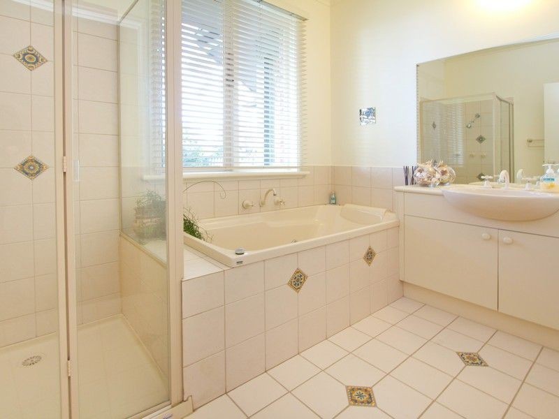 96 Banool Crescent, Mount Eliza VIC 3930