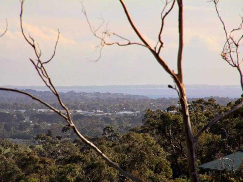 96 Banool Crescent, Mount Eliza VIC 3930