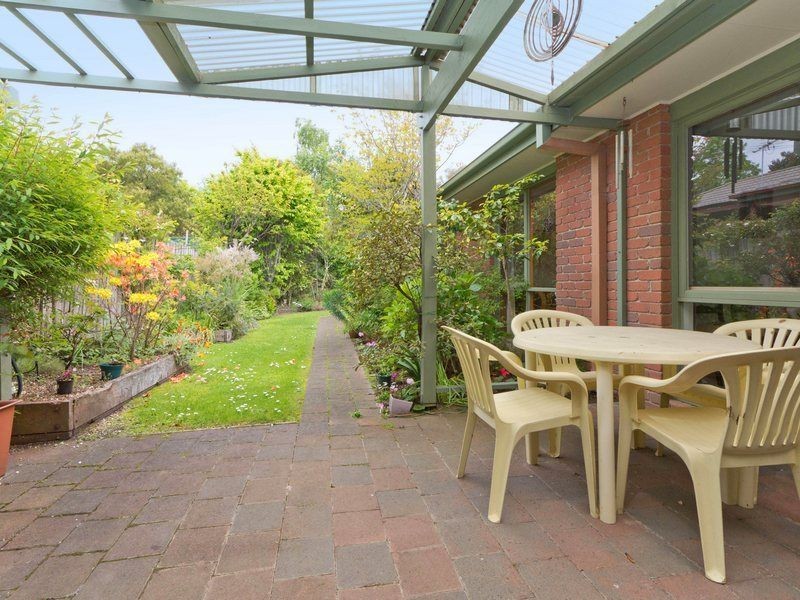 10 Stewart Street, Mount Eliza VIC 3930