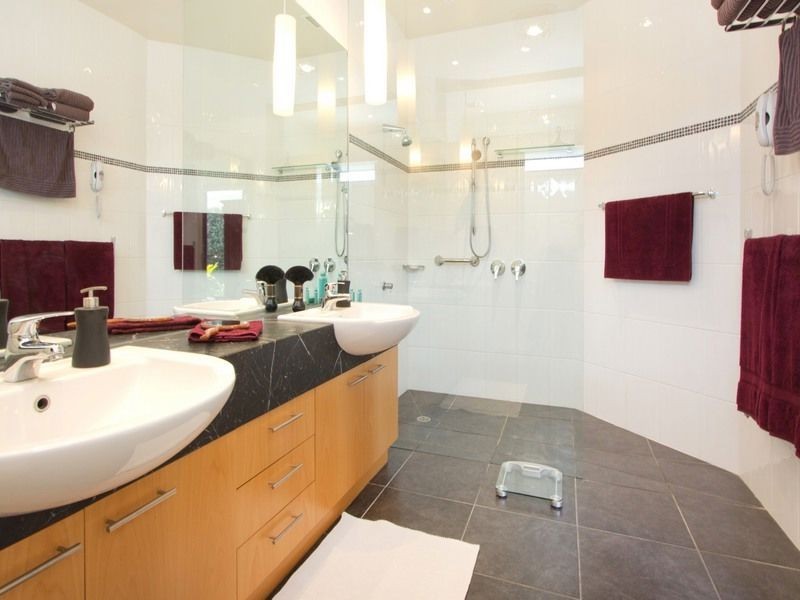 5 Stevenson Court, Mount Eliza VIC 3930