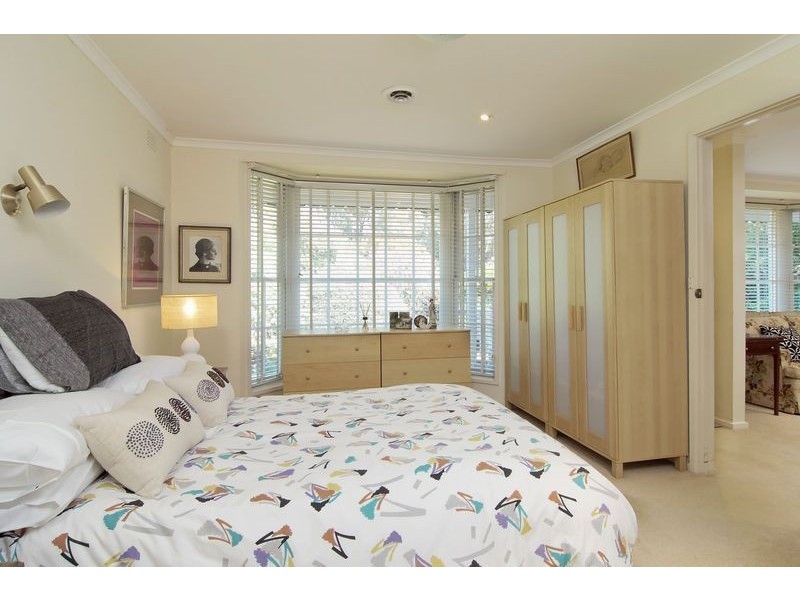 1/143 Mt Eliza Way, Mount Eliza VIC 3930