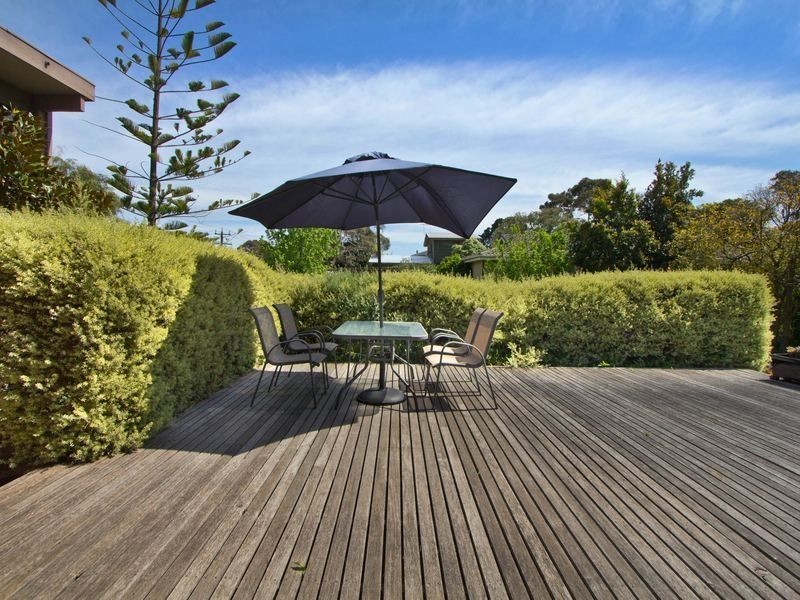81 Kunyung Road, Mount Eliza VIC 3930