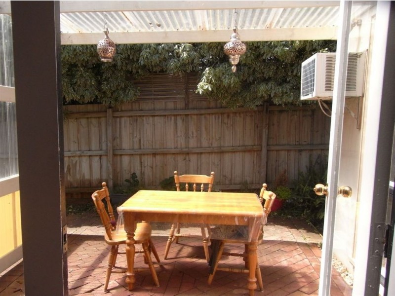 2/12 Winton Avenue, Frankston South VIC 3199