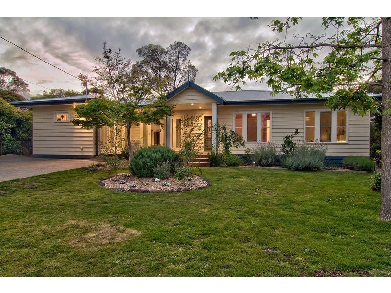 24 Barmah Street, Mount Eliza VIC 3930