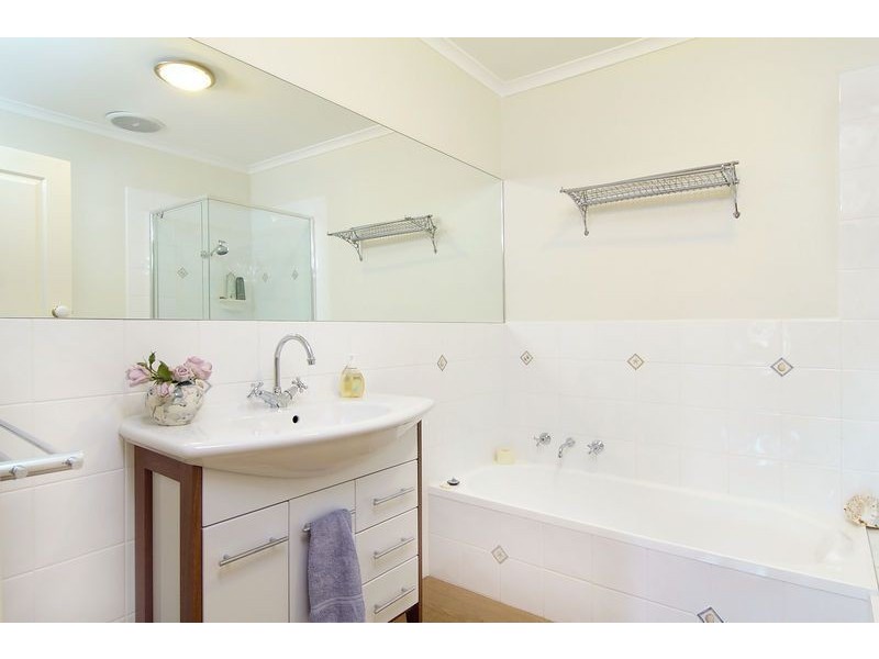 24 Barmah Street, Mount Eliza VIC 3930
