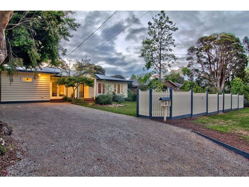 24 Barmah Street, Mount Eliza VIC 3930