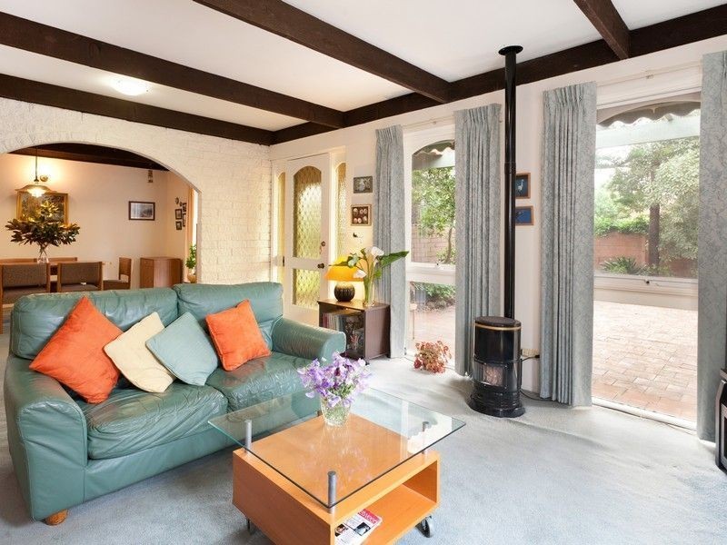 1/22 Coonara Avenue, Mount Eliza VIC 3930