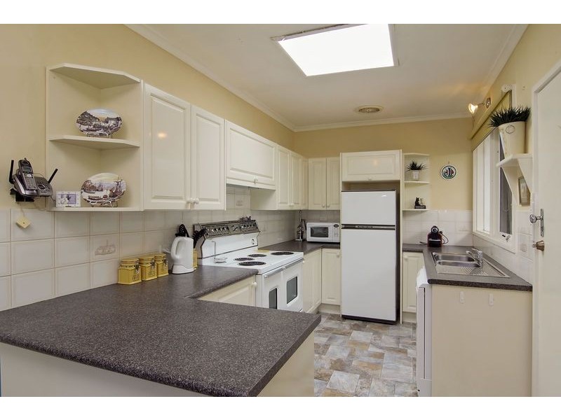 77 Wimborne Avenue, Mount Eliza VIC 3930